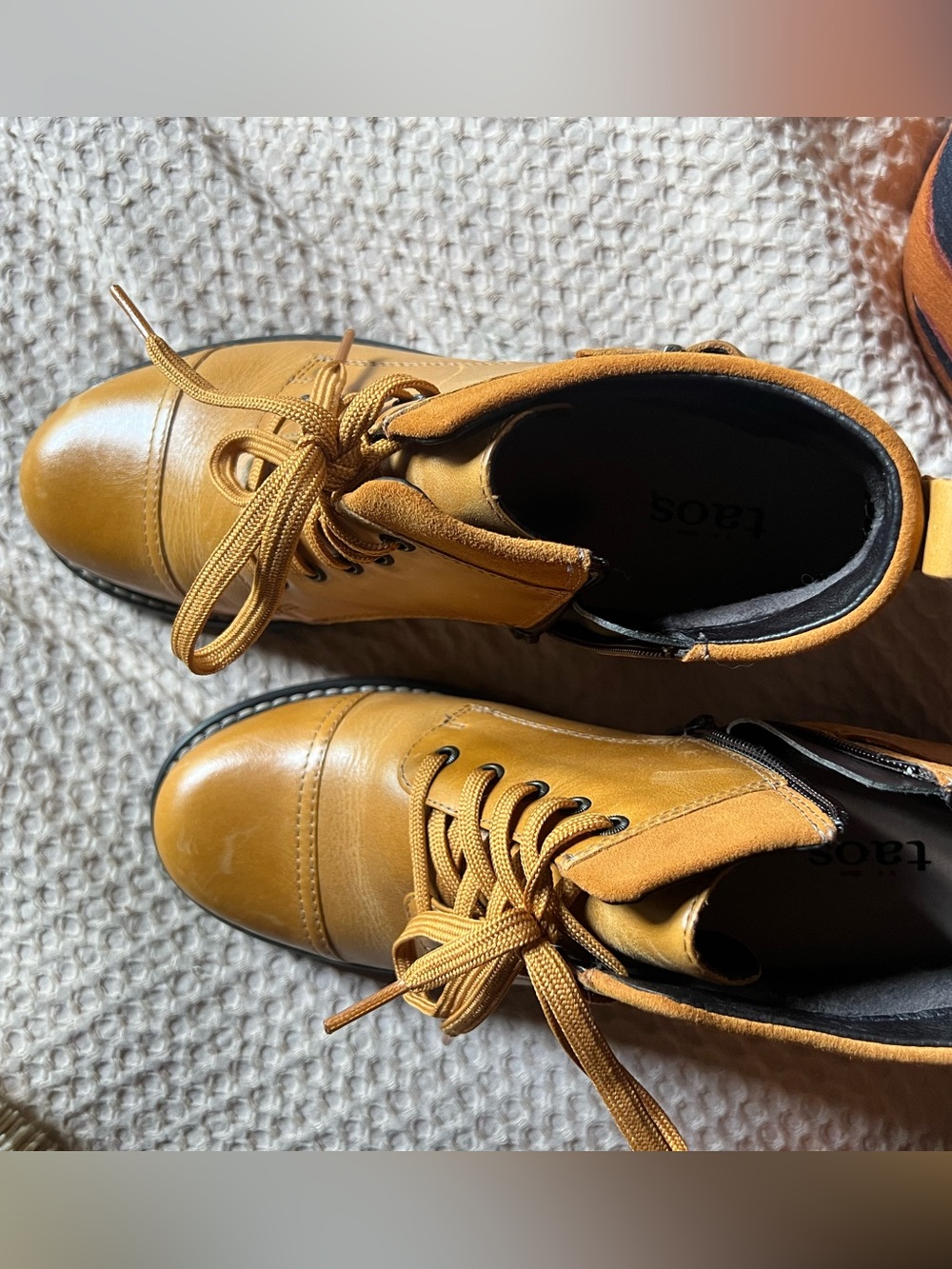 Women’s Taos Ankle Boots in Tan/mustard